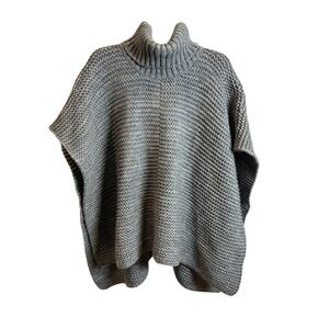 UGG Australia Cozy Poncho Shrug Shawl Gray Chunky Knit Turtleneck Poncho Sweater